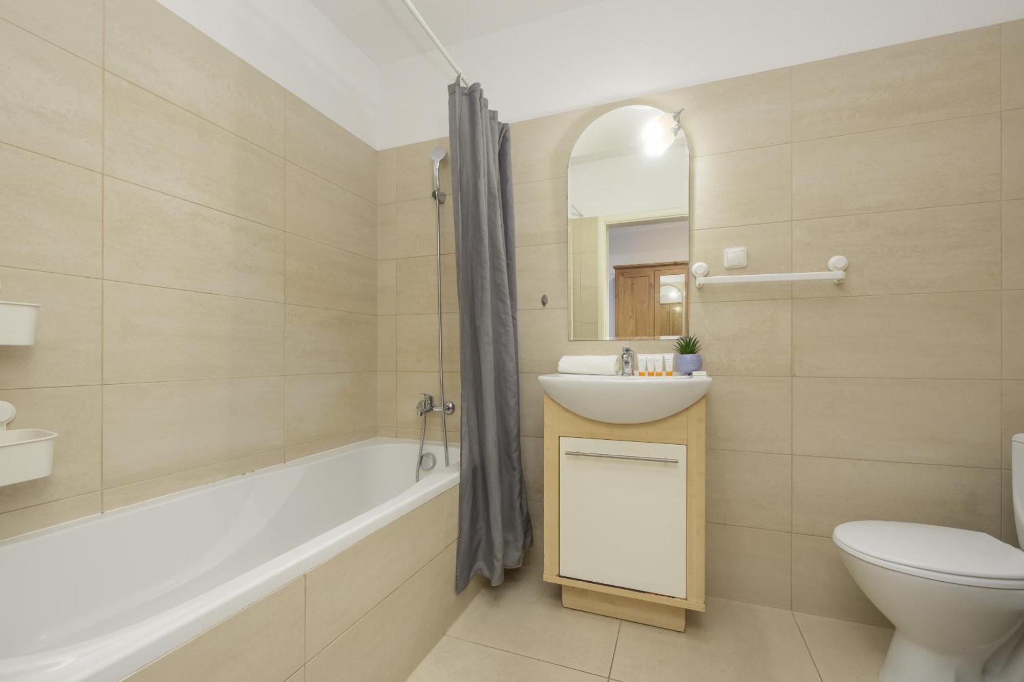 Beautiful By Renters Apartment Warschau