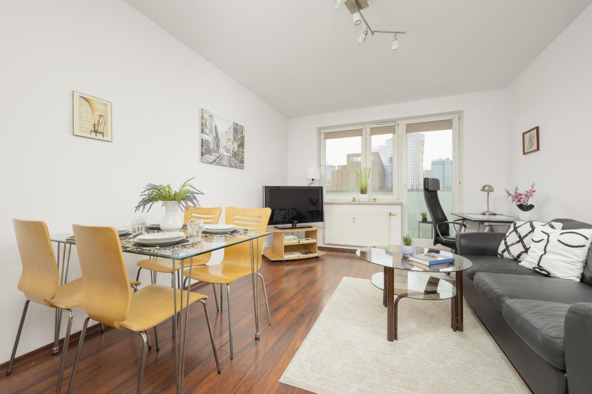 Apartment Beautiful By Renters Warschau